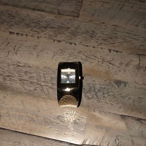 Women’s gold tone bracelet watch